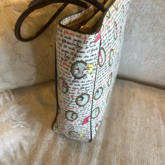 Lulu Guinness Boys & Girls Tote Black White w Black Rolled Patton Handles. - Picture 15 of 16